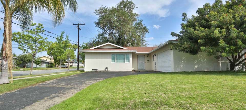 1368 W La Deney Dr Ontario, Ontario, CA 91762