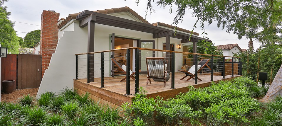 9011 Dorrington Avenue, West Hollywood, CA 90048