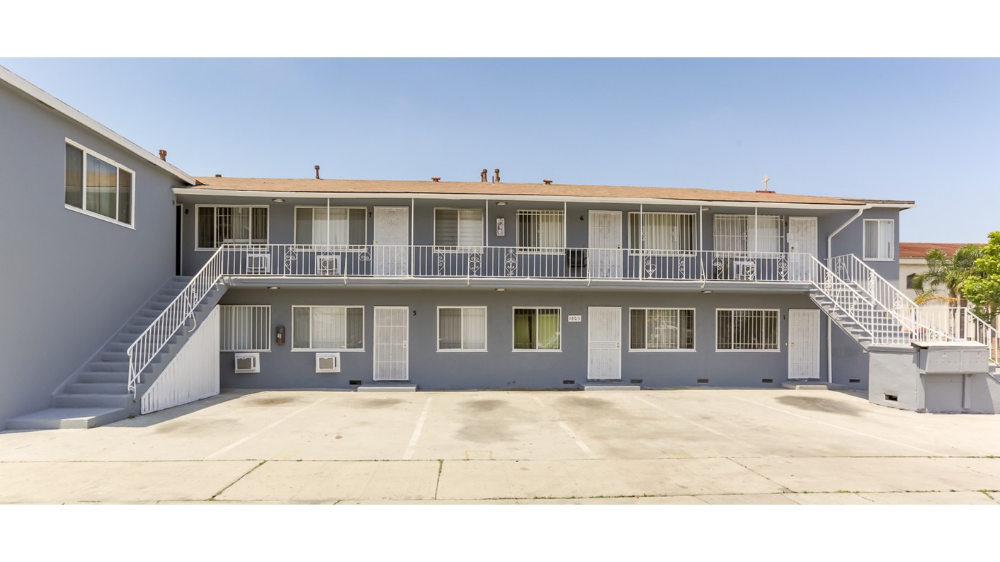 1805 West 80th Street, Los Angeles, CA 90047
