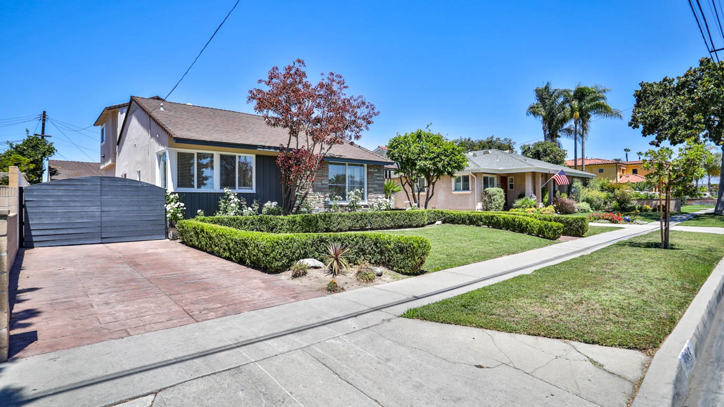 8849 Tweedy Lane, Downey, CA 90240