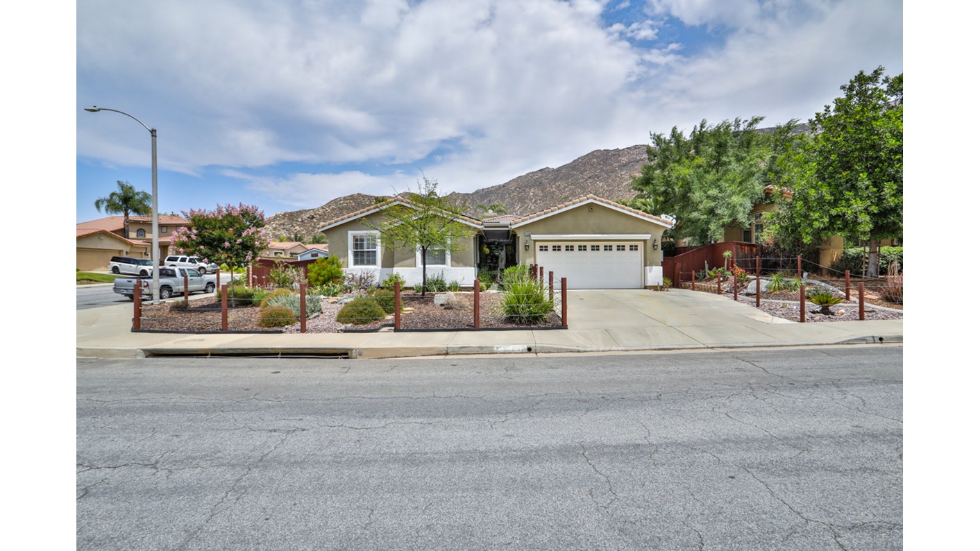 23408 Via Solana, Moreno Valley, CA 92557