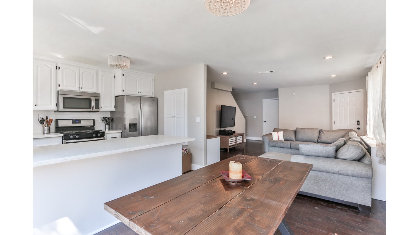 3621 1/2 Delta Avenue, Long Beach, CA 90810