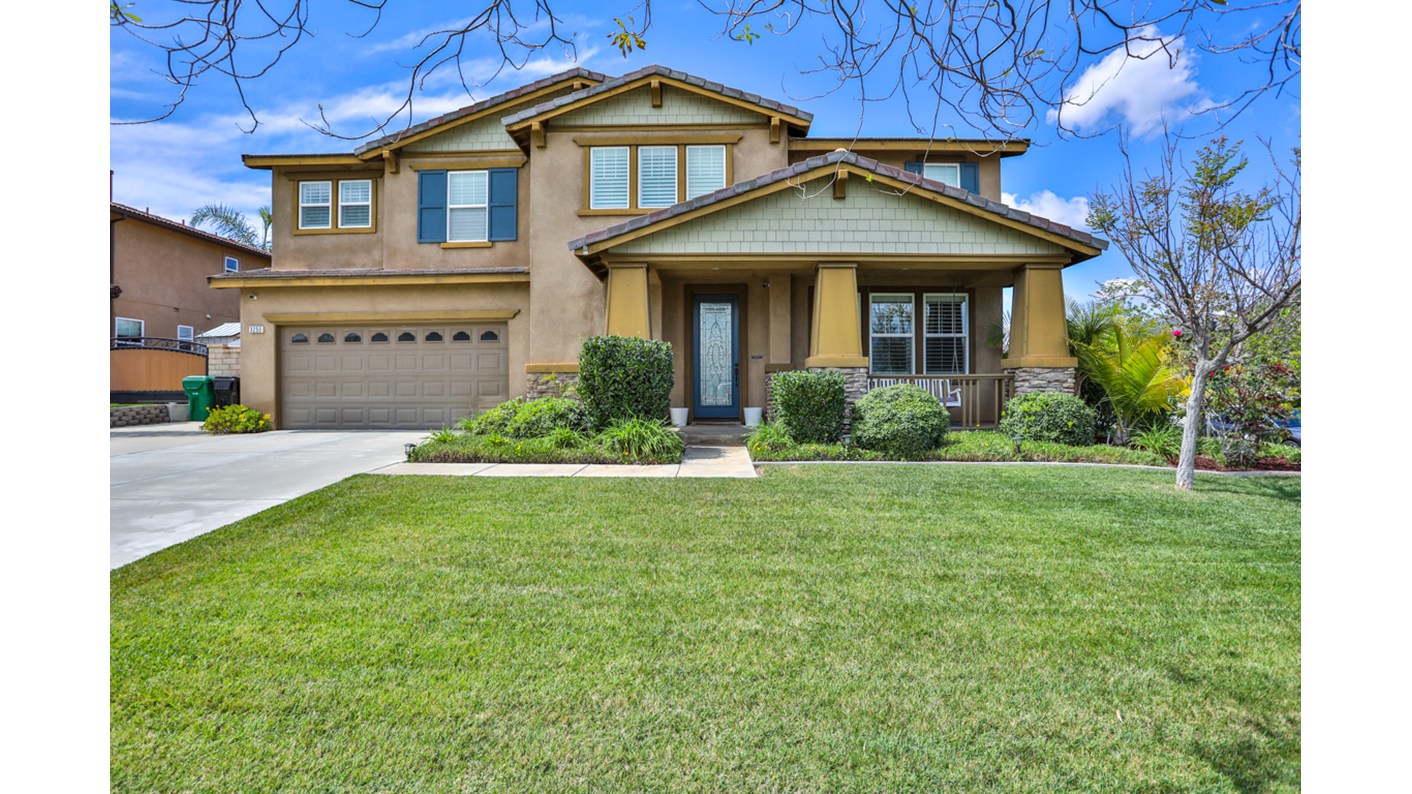 3250 Quartz Circle, Corona, CA 92882