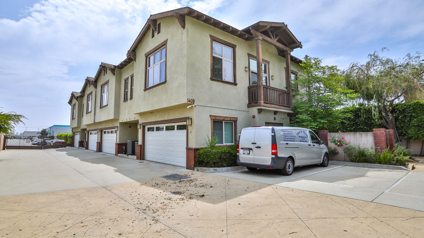 1408 California Avenue, Monrovia, CA 91016
