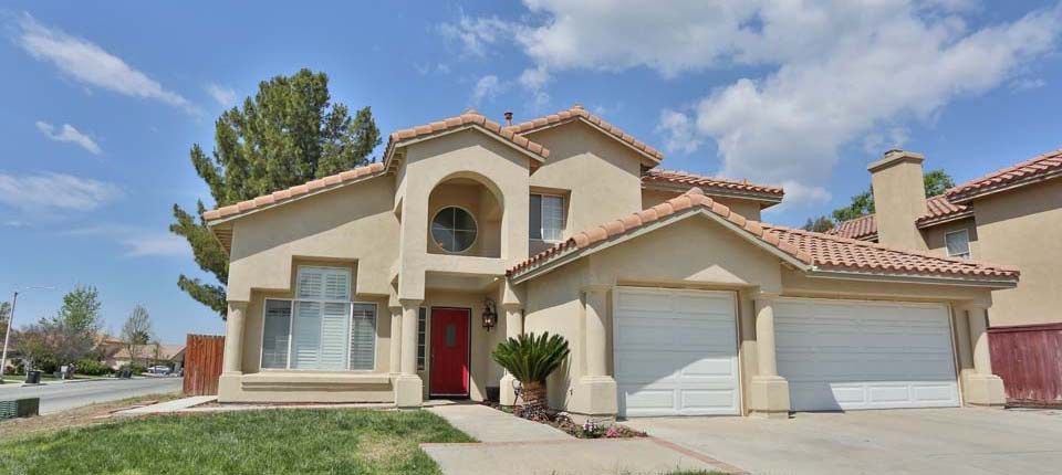 1419 Genoa St, San Jacinto, CA 92583