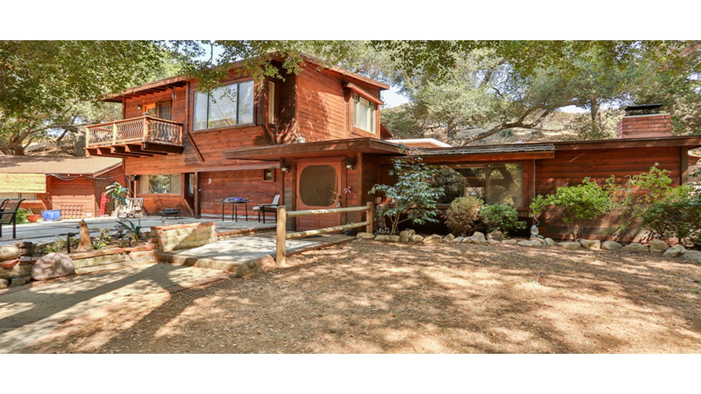 25631 Timpangos Dr, Calabasas, CA 91302