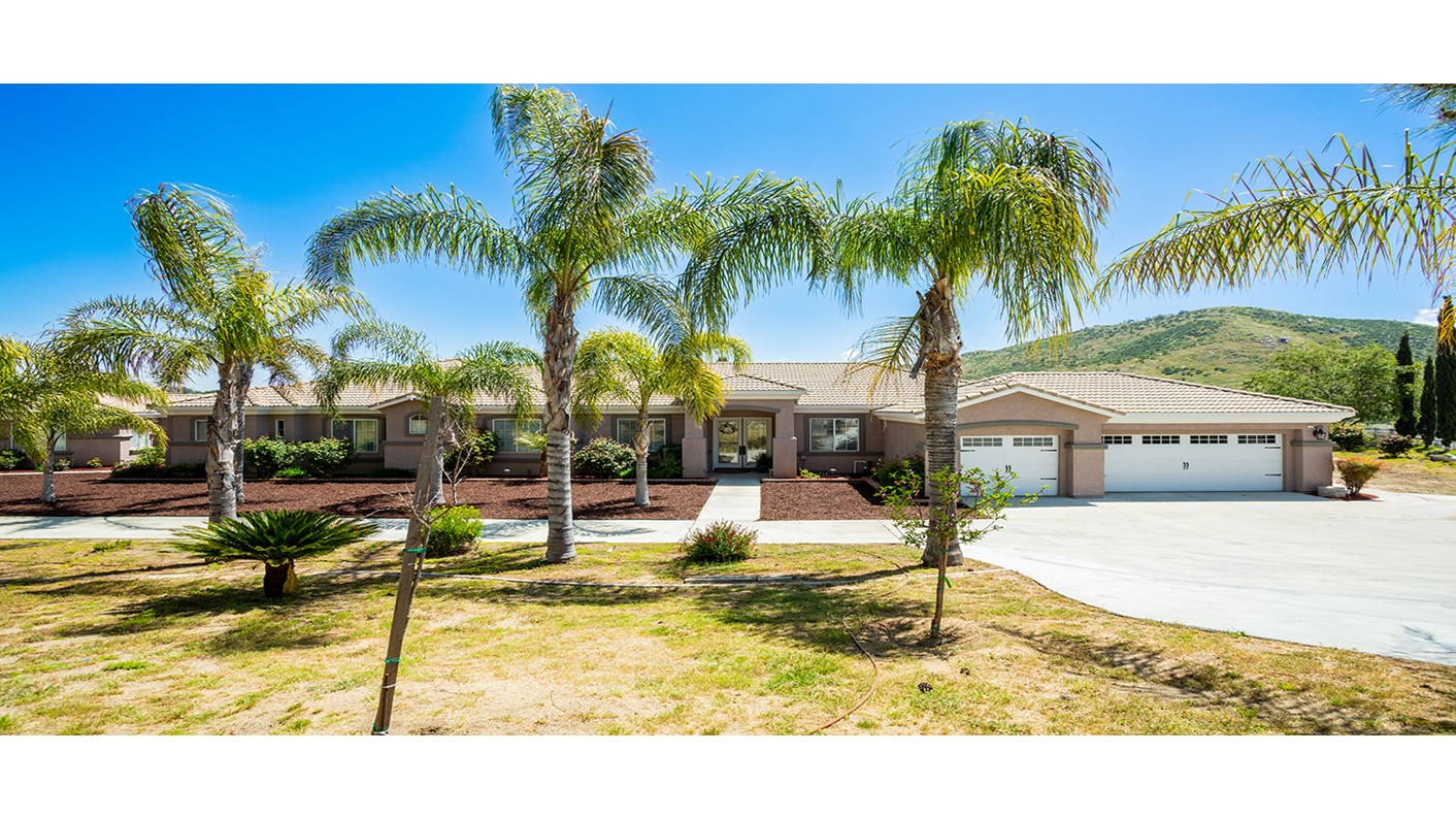 17799 Big Sky Circle, Perris, CA 92570
