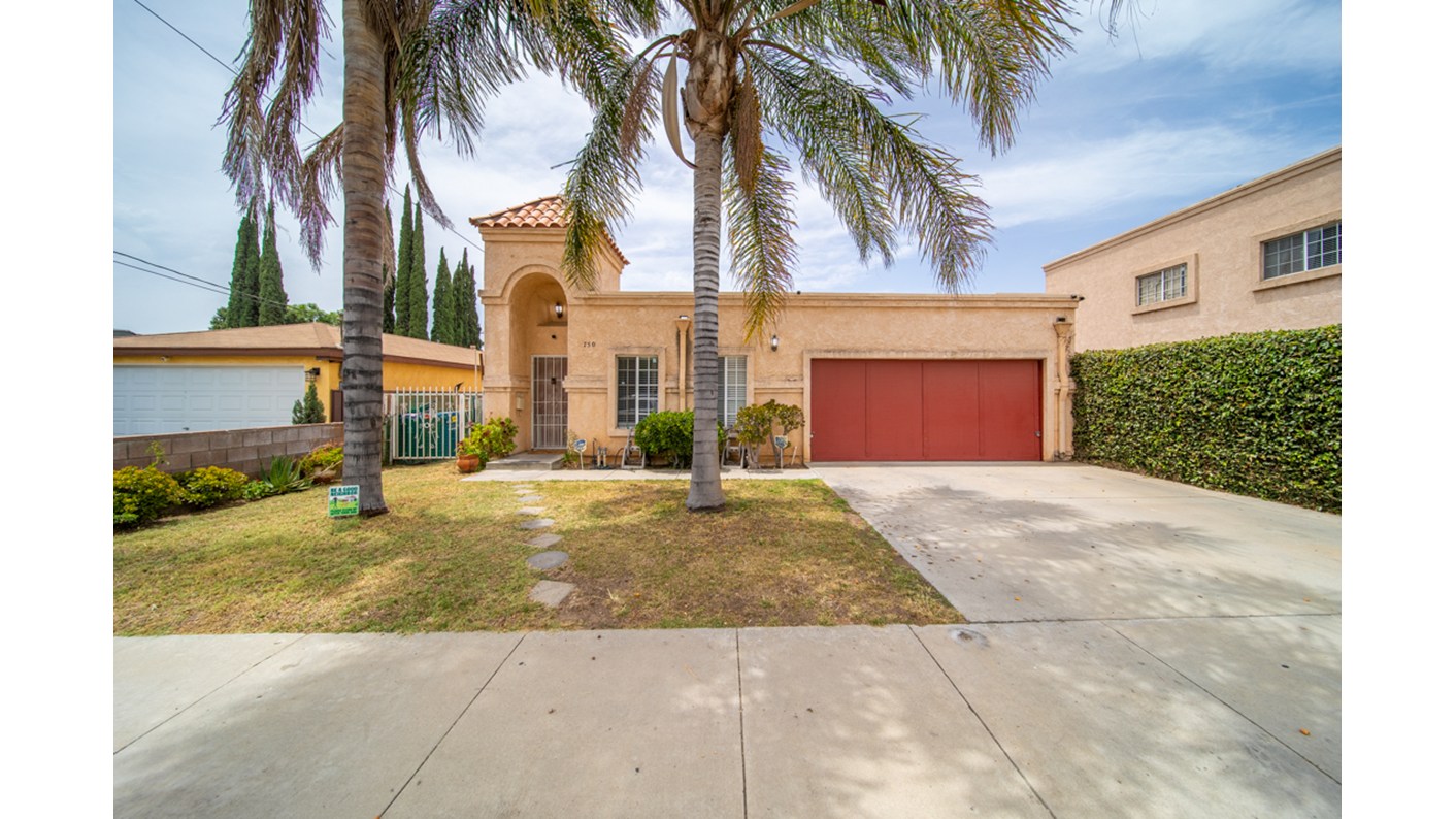 452 Chatsworth Drive, San Fernando, CA 91340