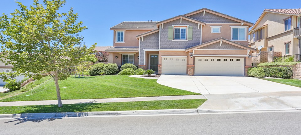 4840 Thornbush Way, Fontana, CA 92336