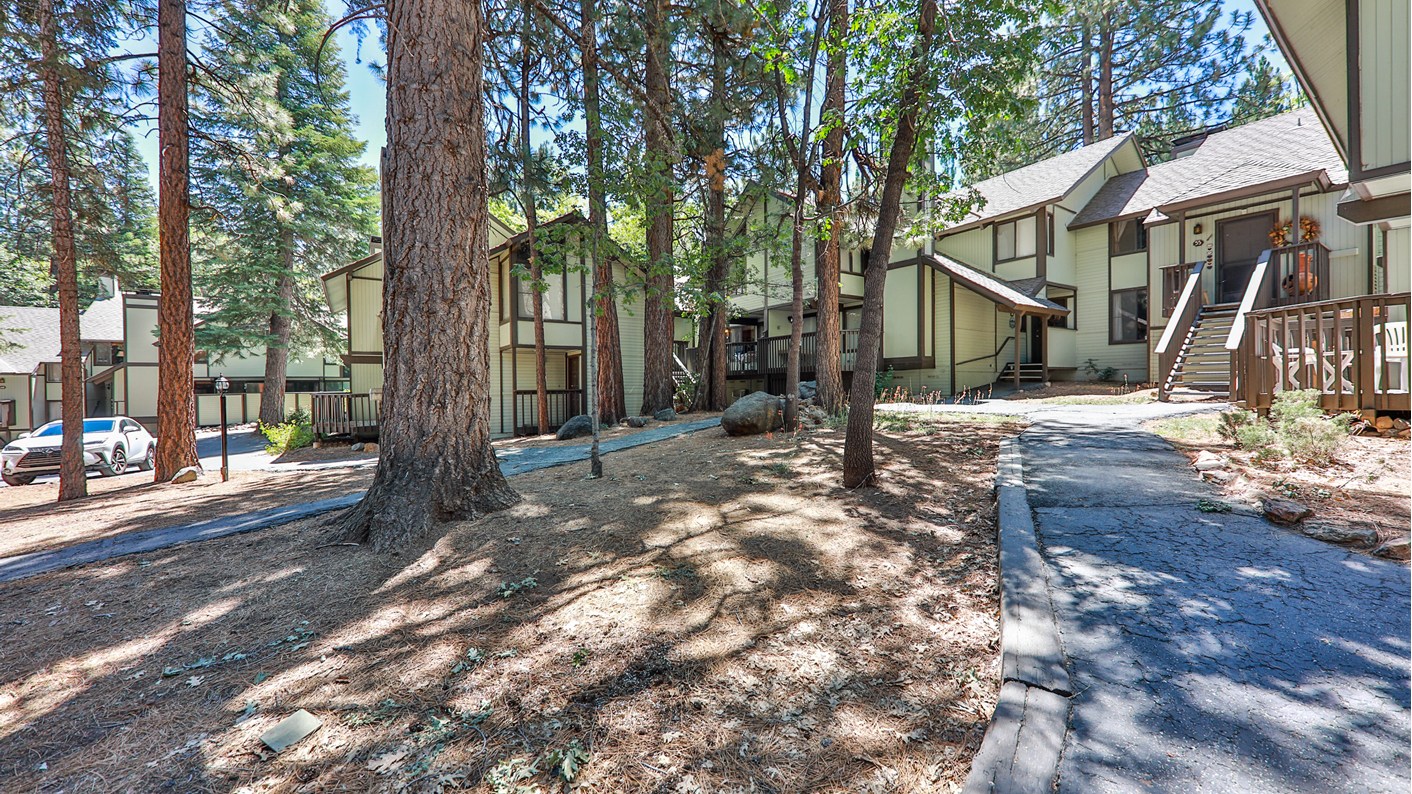 41935 Switzerland Drive Unit 58, Big Bear Lake, CA 92315