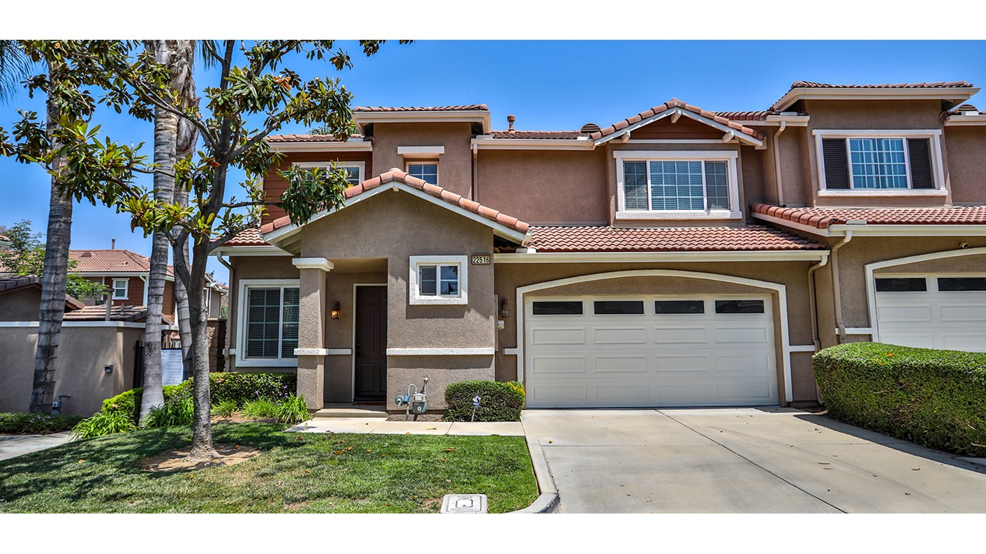 22516 Canal Circle, Grand Terrace, CA 92313