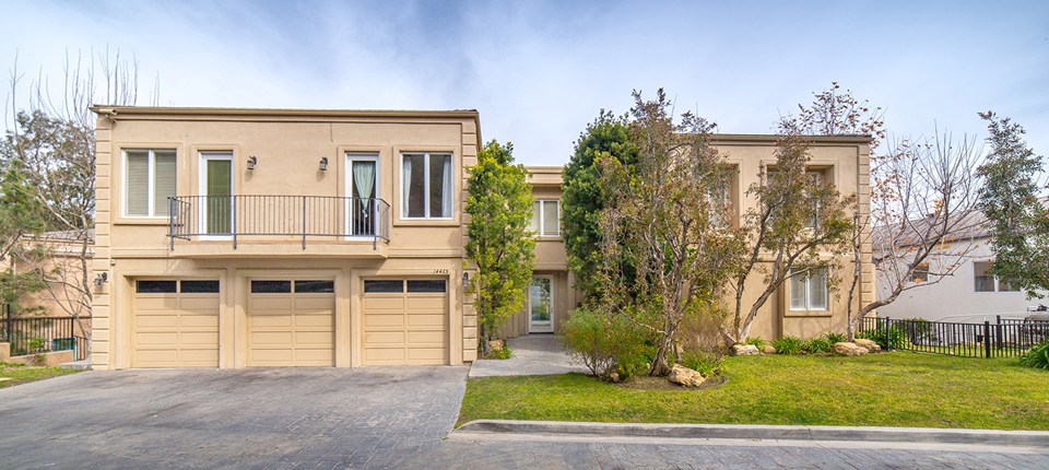 14465 Mulholland Drive, Los Angeles, CA 90077