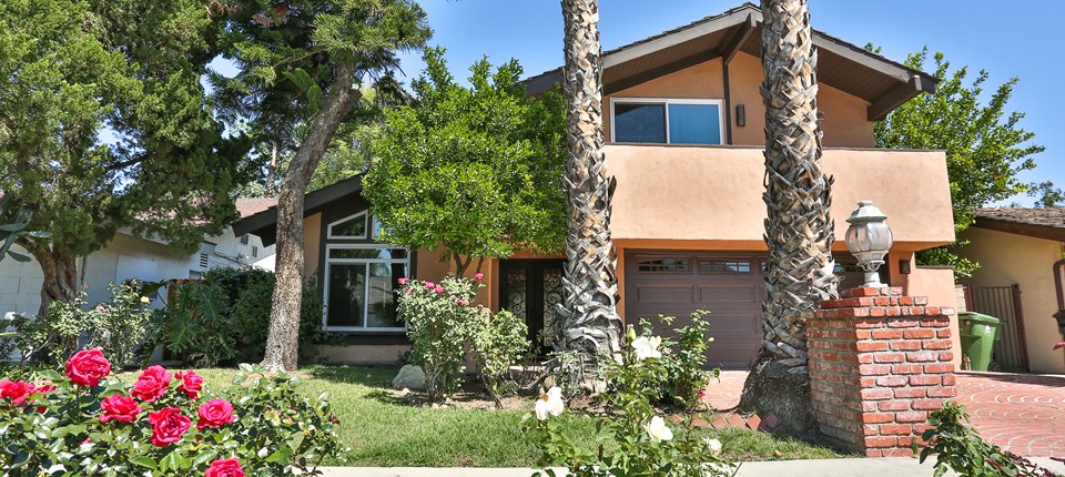 6306 Alonzo Ave, La, CA 91316