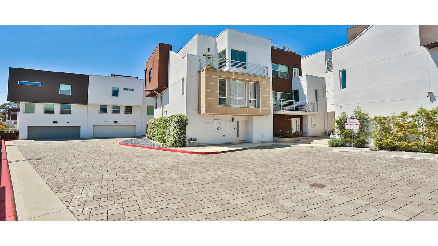 2201 Selig Drive, Los Angeles, CA 90026