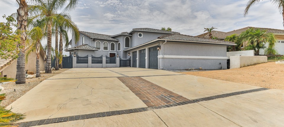 29242 Old Wrangler Road, Canyon Lake, CA 92587