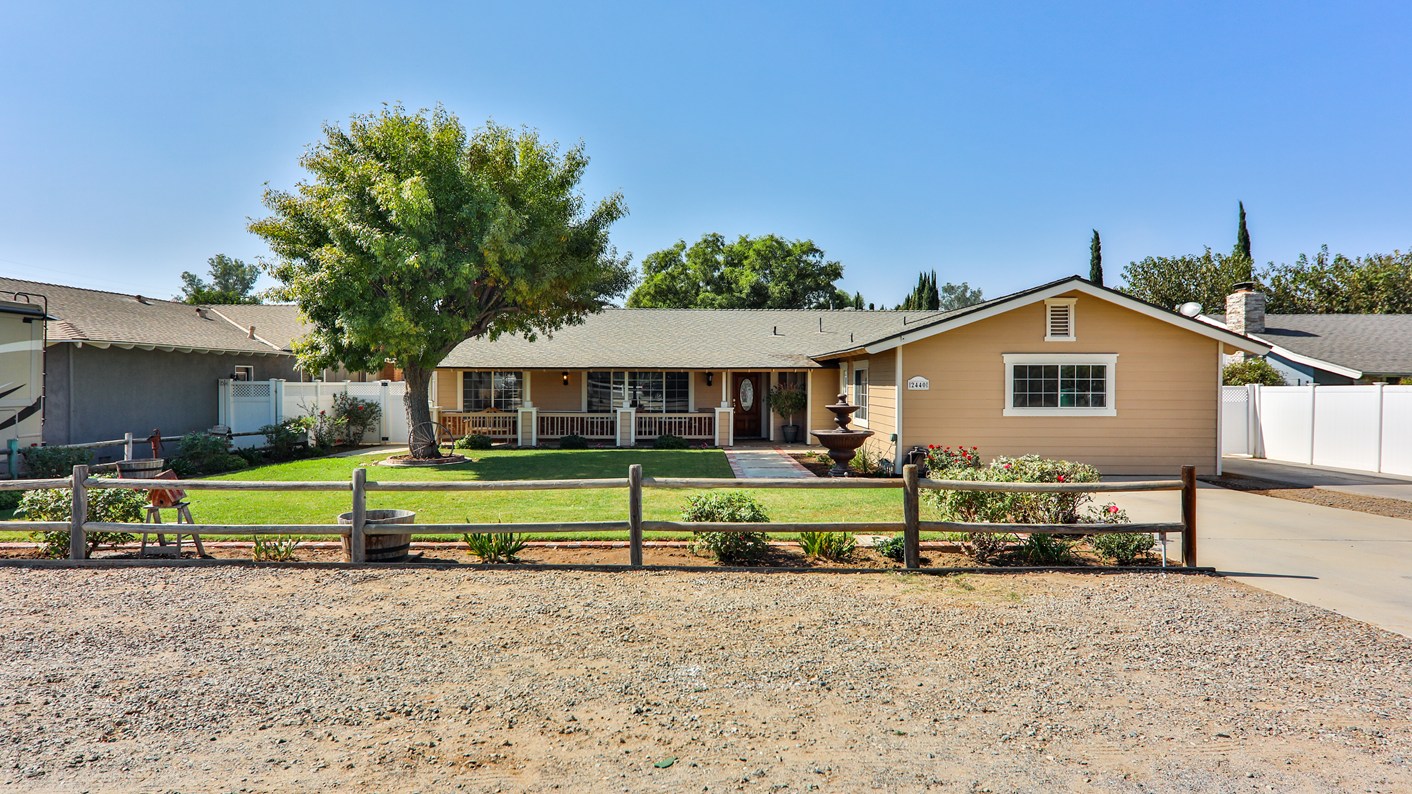2440 Pinto Lane, Norco, CA 92860