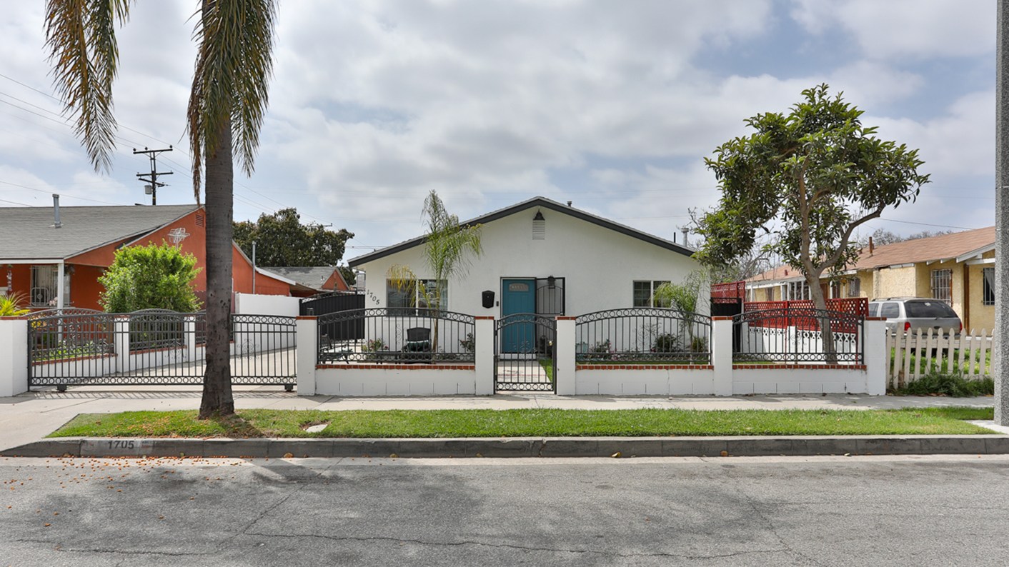 1705 North McDivitt Avenue, Compton, CA 90221