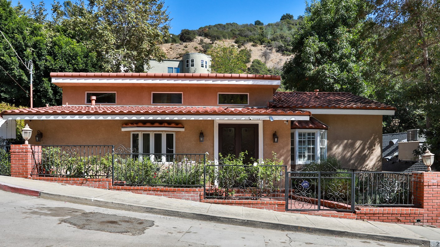 2264 Beverly Glen Place, Los Angeles, CA 90077