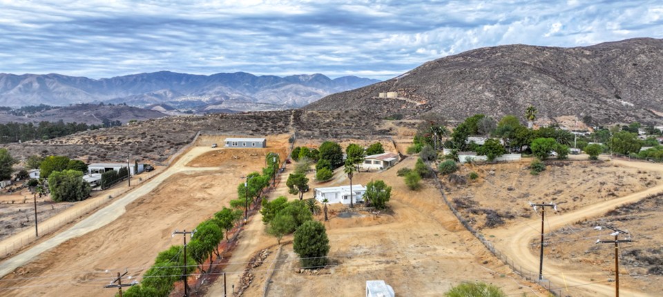 28261 Red Gum Drive, Lake Elsinore, CA 92532