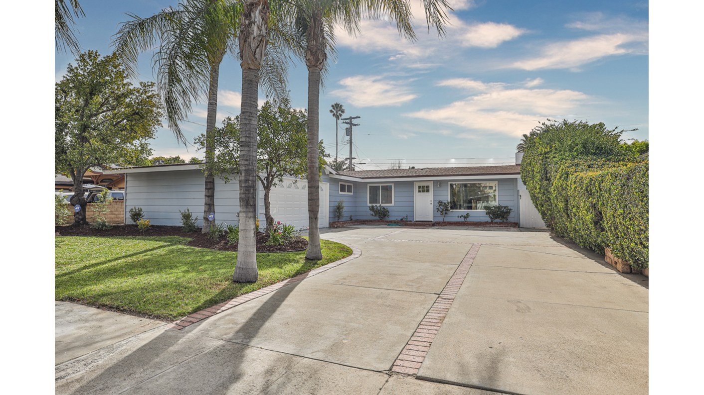 15266 Tuba Street, Mission Hills, CA 91345