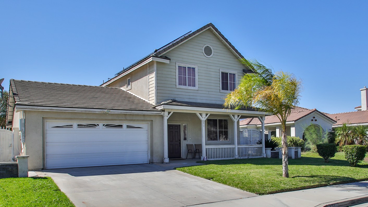 251 East Manchester Lane, San Bernardino, CA 92408