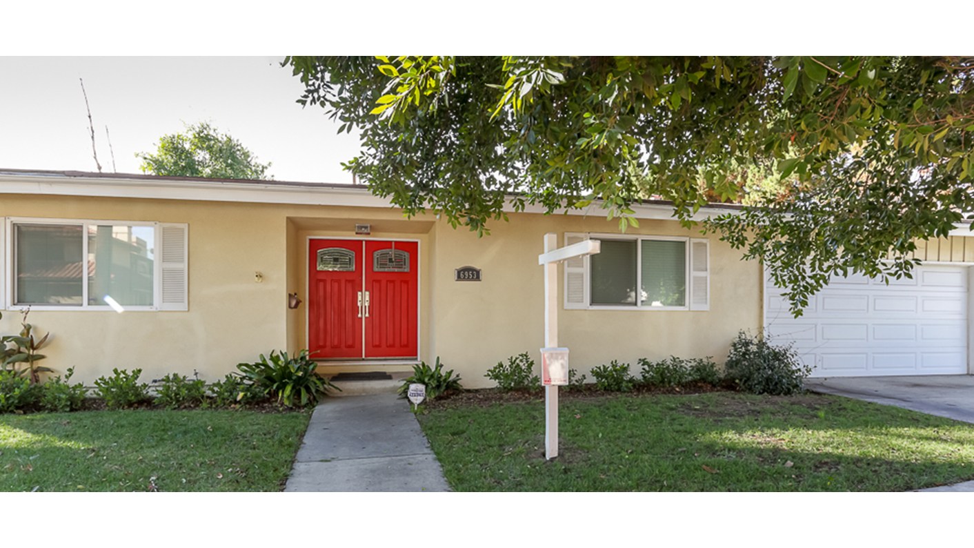 6953 De Celis Place, Lake Balboa, CA 91406