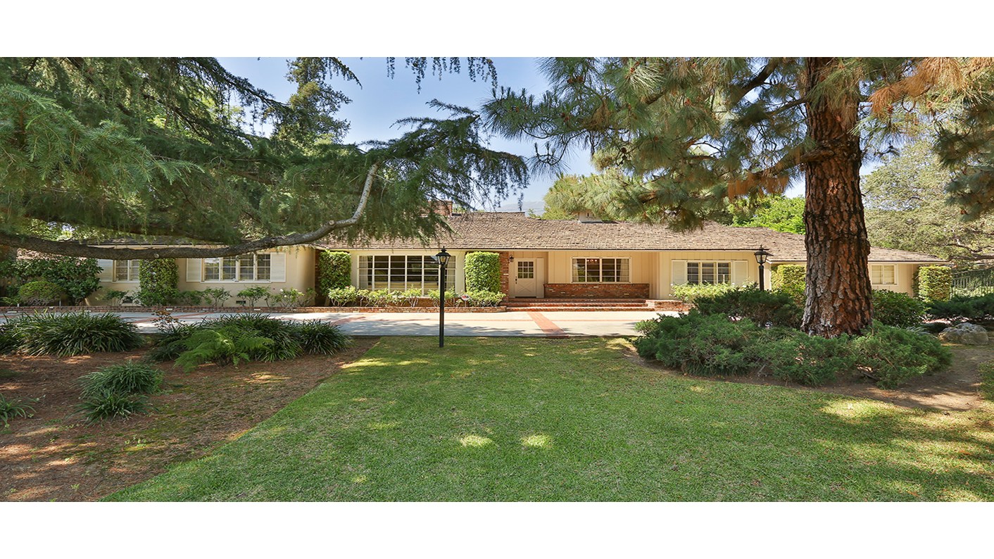 1105 West Foothill Boulevard, Arcadia, CA 91006