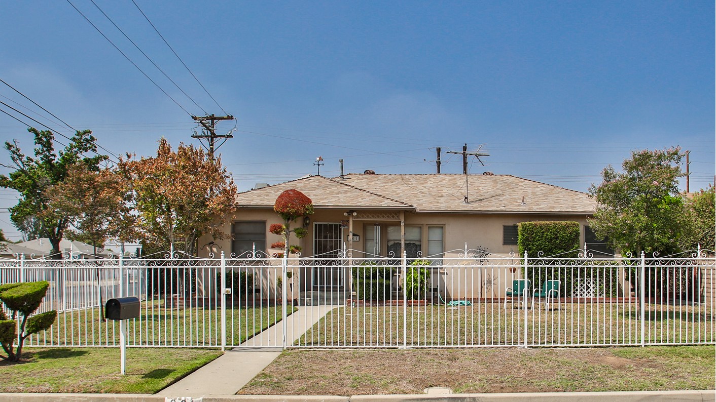 301 North Maplewood Avenue, West Covina, CA 91790