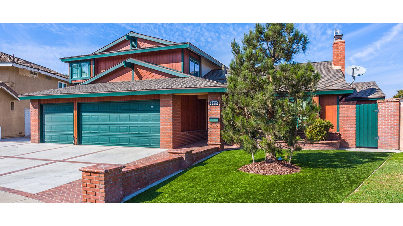 9723 La Tierra Circle, Fountain Valley, CA 92708