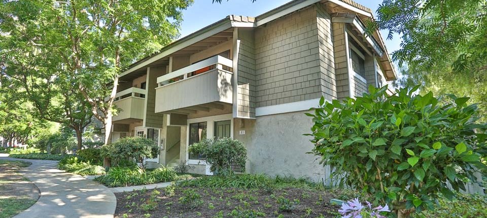 31 Streamwood, Irvine, CA 92620