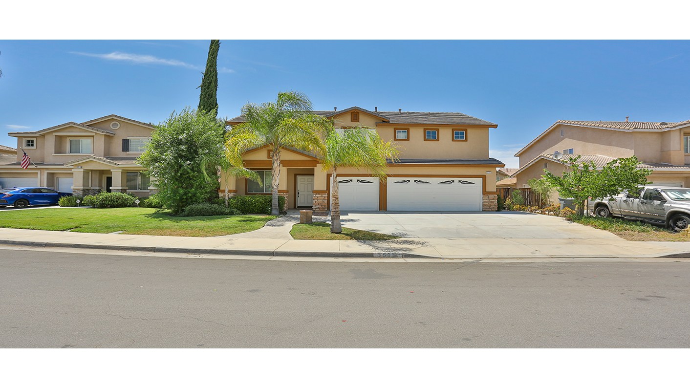 3530 Rolling Rock Court, Perris, CA 92571