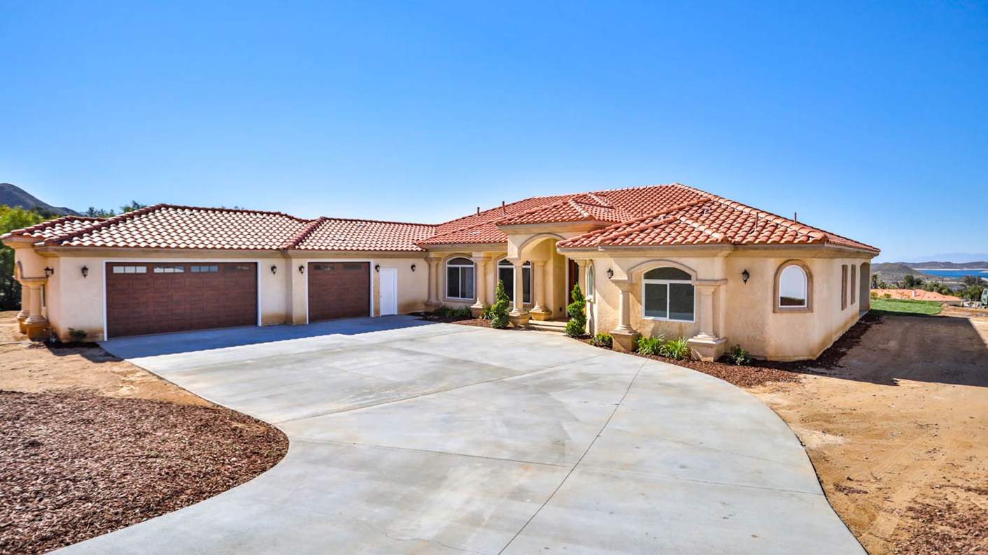 20883 Lakeridge Dr, Perris, CA 92570
