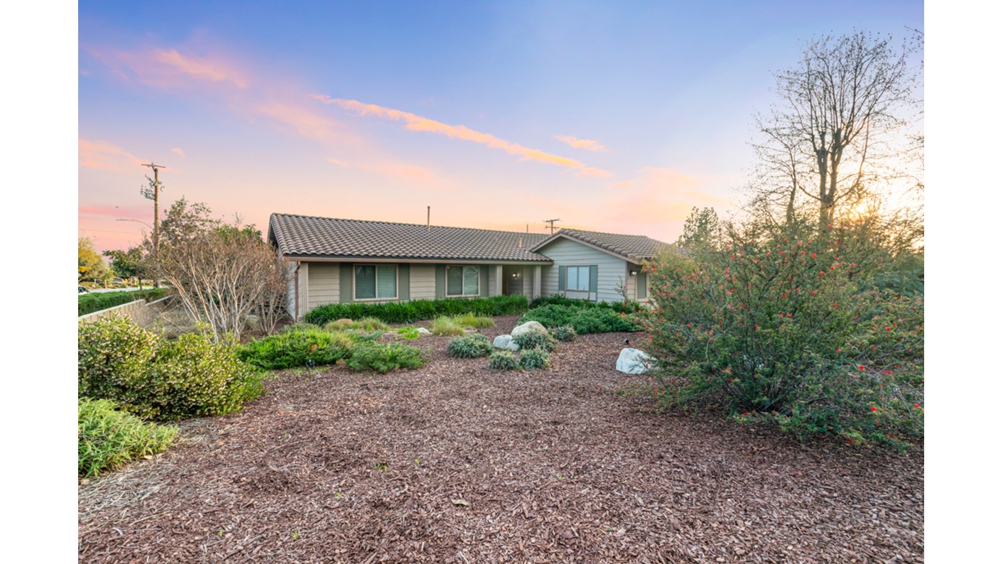 810 Pepperdine Lane, Claremont, CA 91711