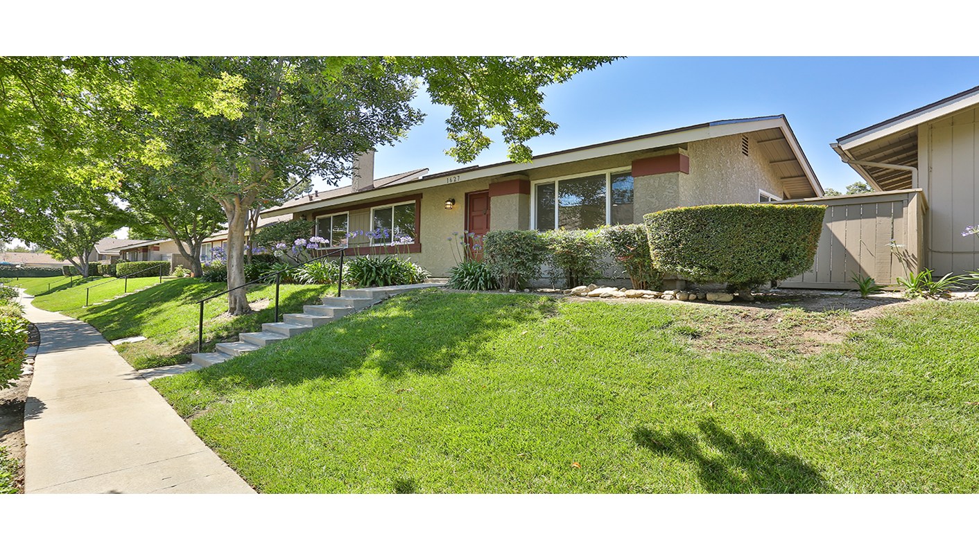 1627 Carmel Circle West, Upland, CA 91784