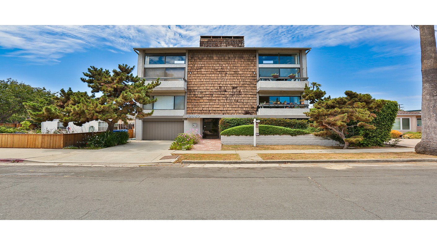 12957 Bonaparte Avenue #5, Los Angeles, CA 90066