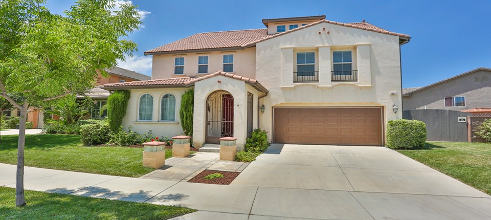 25577 Hyacinth St, Corona, CA 92883