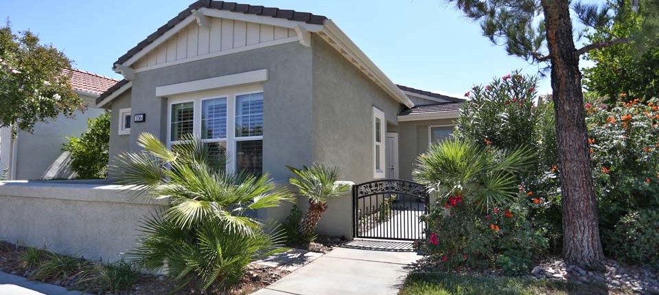 256 Firestone Ln, Hemet, CA 92545