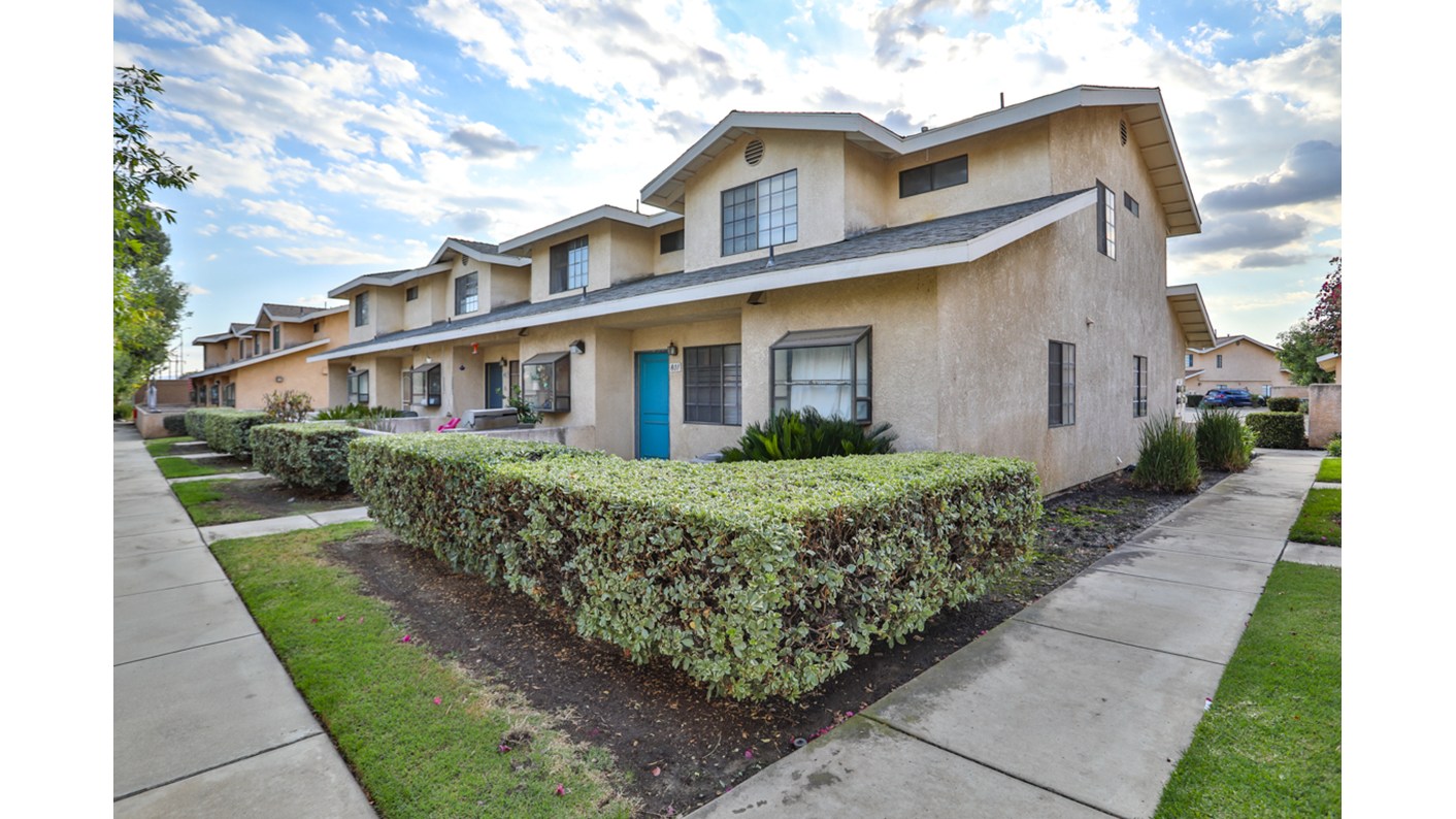 1034 East 6th Street Unit 801, Ontario, CA 91764