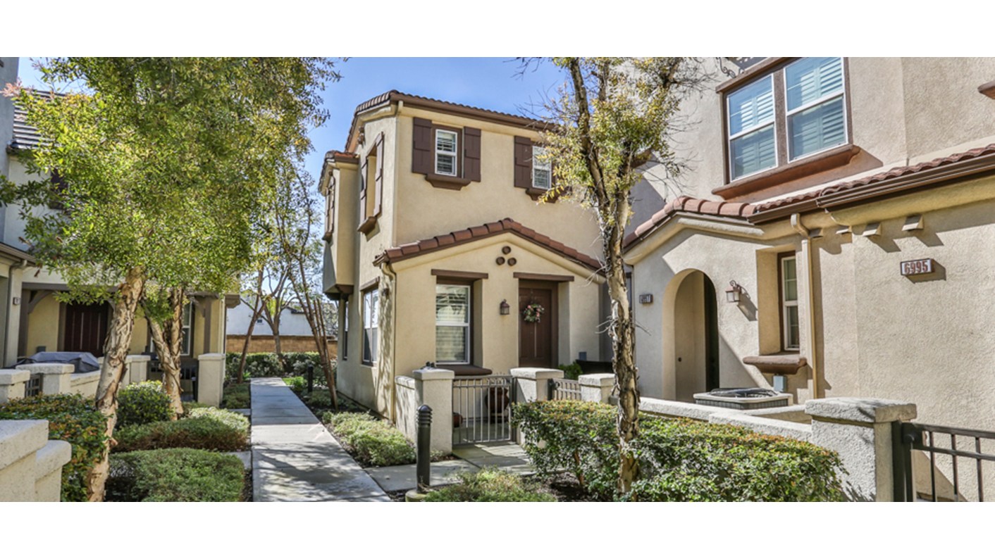 6999 Vining St, Chino, CA 91710