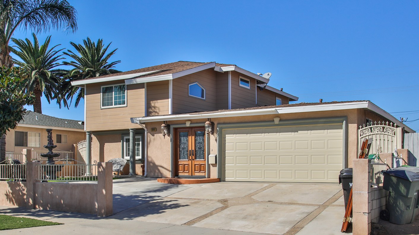 1018 Aquamarine Lane, Corona, CA 92882