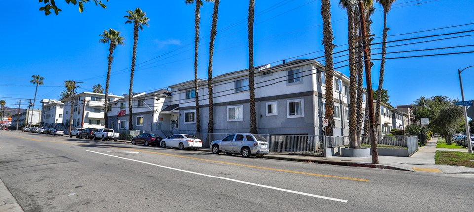 1540 North Bronson Avenue, Hollywood, CA 90028