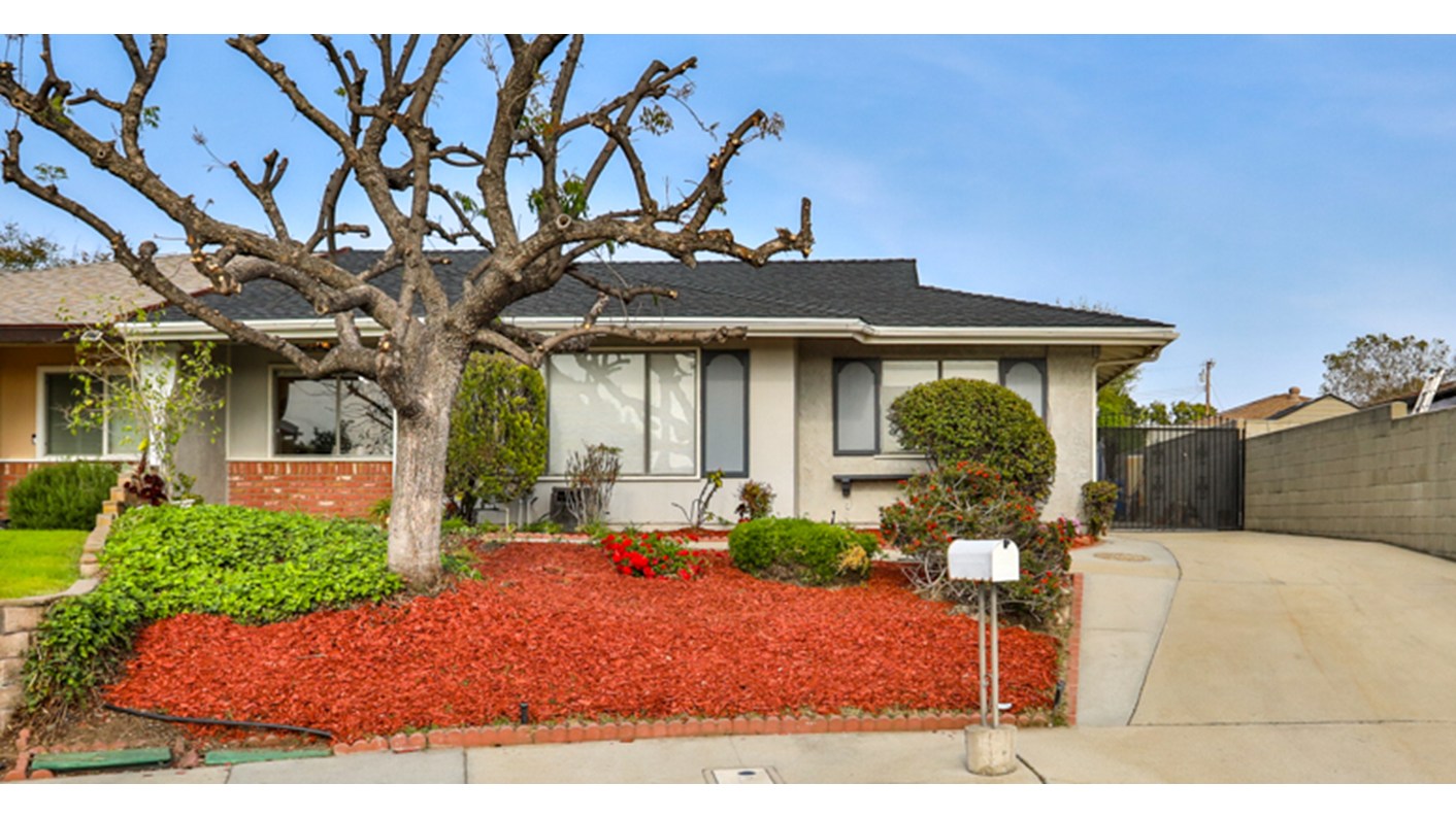 1622 South Banna Avenue, Glendora, CA 91740