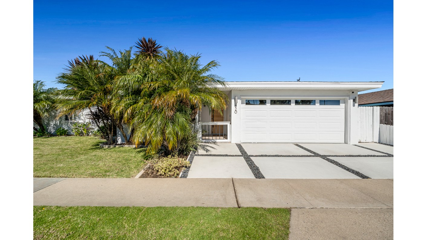 820 Presidio Drive, Costa Mesa, CA 92626