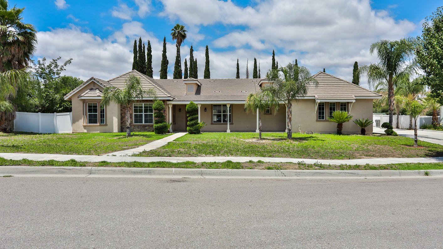 309 Cheshire Lane, Hemet, CA 92544