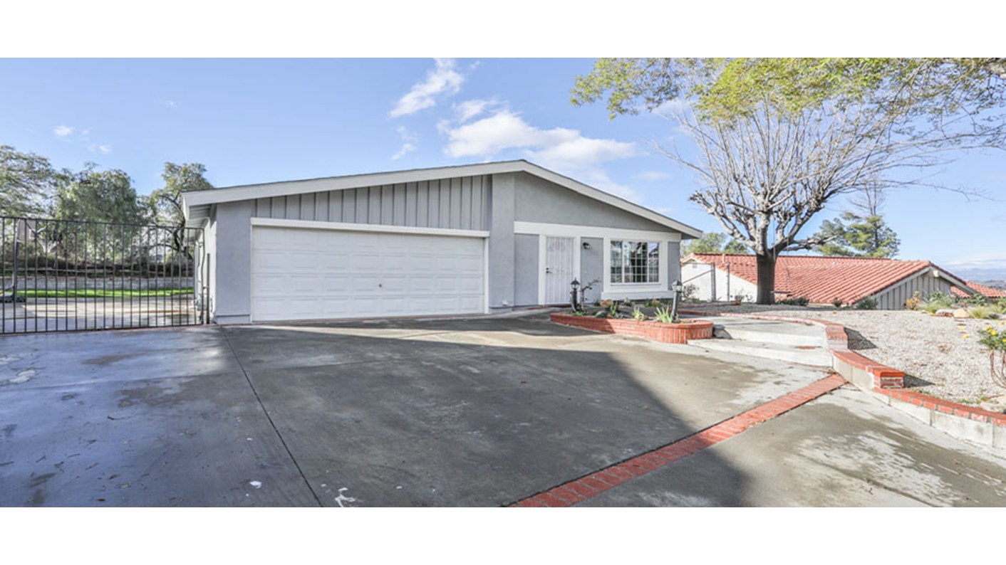 18754 Wellhaven St, Santa Clarita, CA 91351