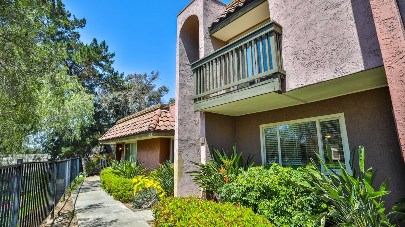 1457 North Broadway Unit B, Escondido, CA 92026