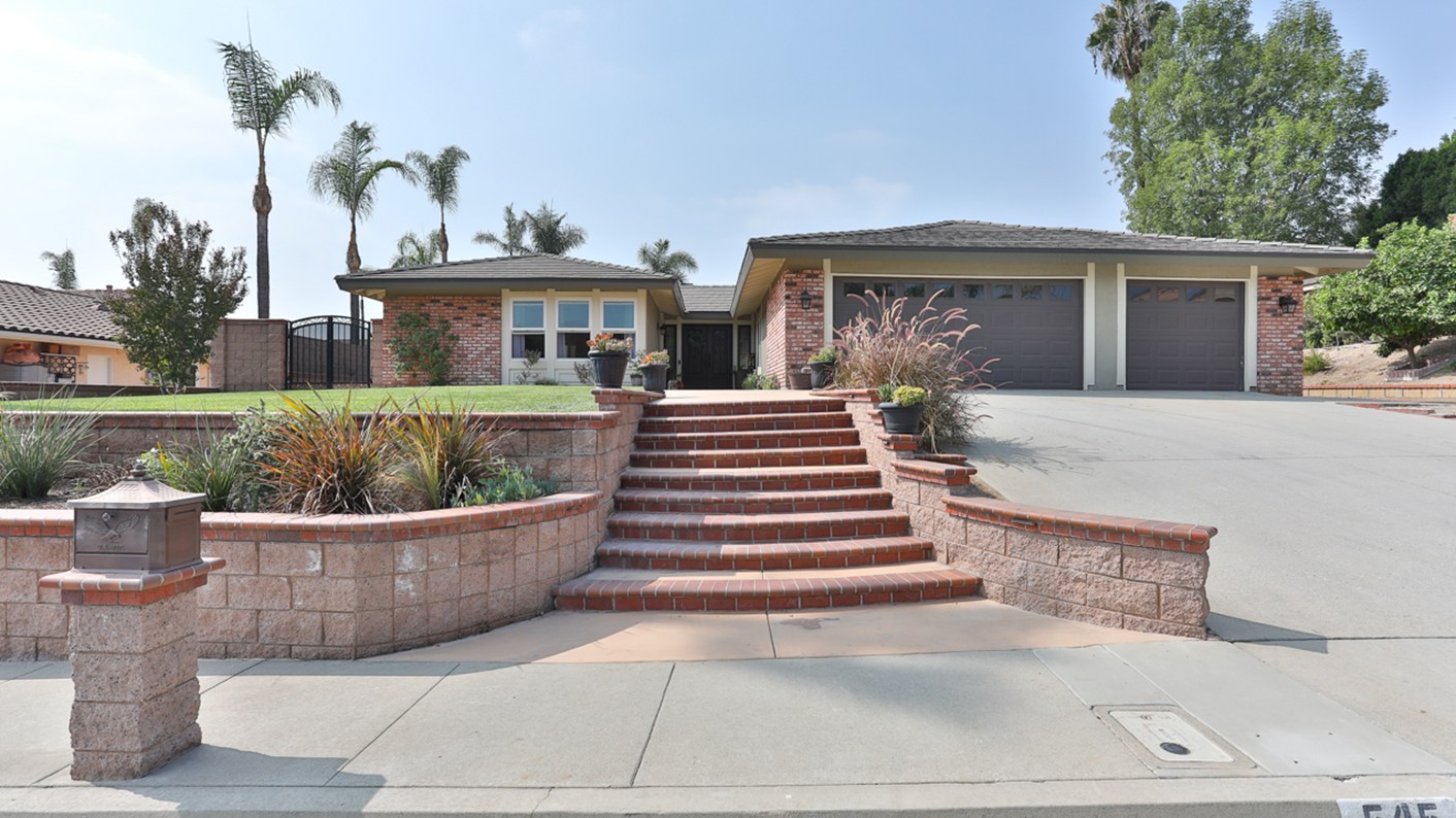 545 N.  Trayer Avenue, Glendora, CA 91741