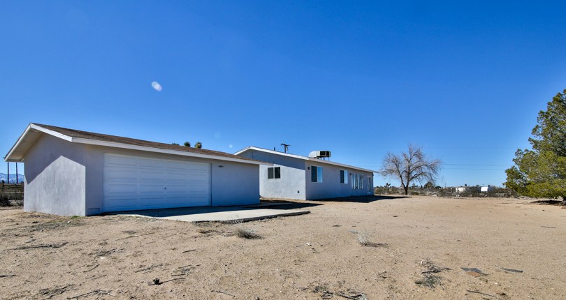 9923 Eighth St, Victorville, CA 92392