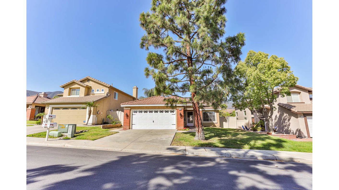 3196 Orleans Way, Corona, CA 92882
