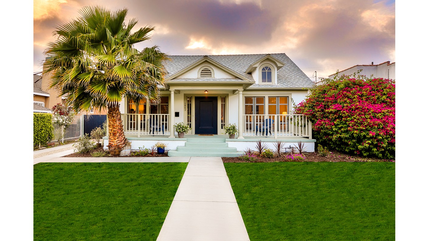 1043 S Windsor Blvd., Los Angeles, CA 90019